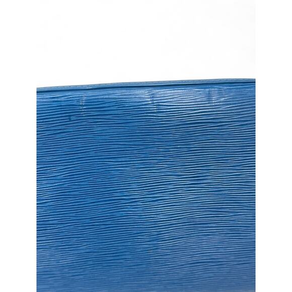 Louis Vuitton Epi Leather Petit Noe Bucket Bag - Picture 13 of 14